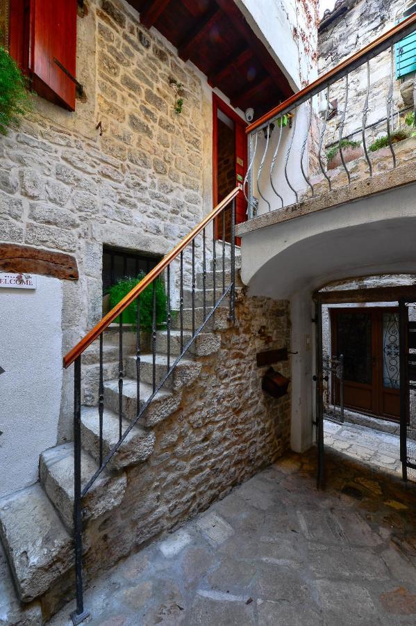Salvezani Appartement *
